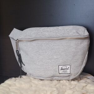 Herschel Supply Company Light Gray Crossbody / Waist Bag